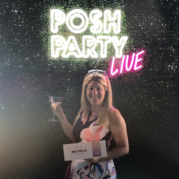 Meet your seller! - Picture 2 of 11